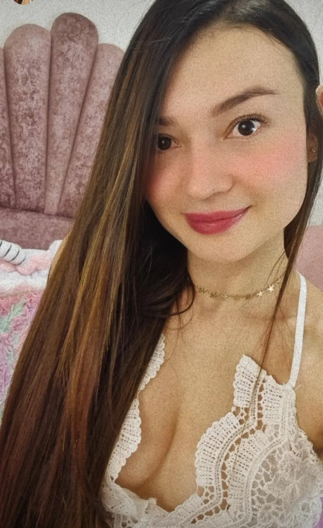 Live sex webcam photo for katecolins #7295325