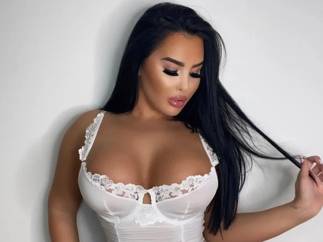 Live sex webcam photo for LaylaRoseBabestation #3891482