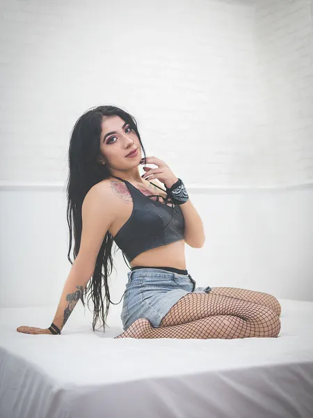 Live sex webcam photo for Saraahxxx #1852499