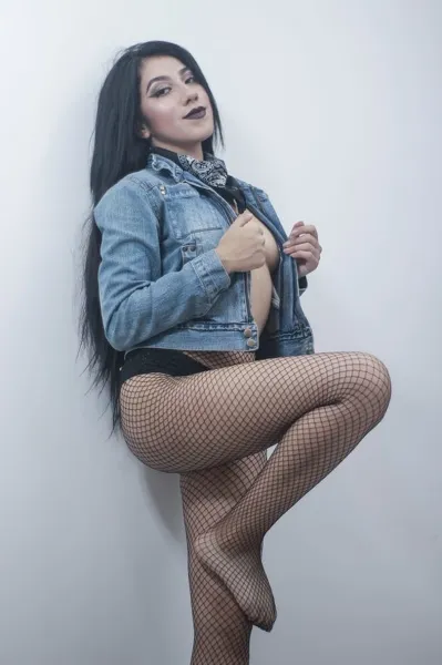 Live sex webcam photo for Saraahxxx #1852472