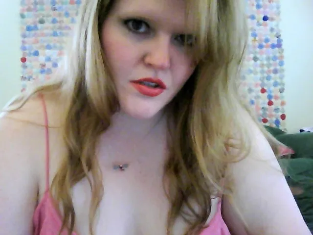 Live sex webcam photo for Naughty_When_I_Please #6146206