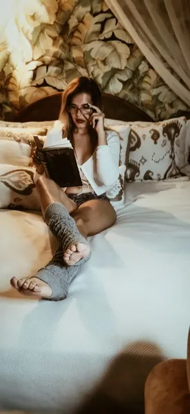 Live sex webcam photo for VioletBelfort #2365872