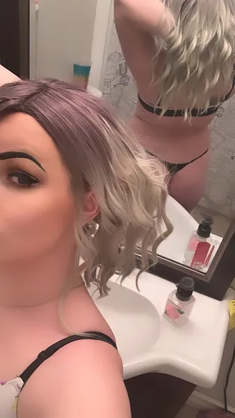 Live sex webcam photo for Nbabyxox #3319817