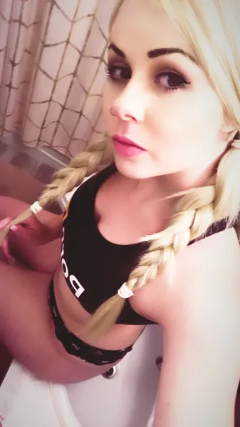 Live sex webcam photo for Nbabyxox #1941249