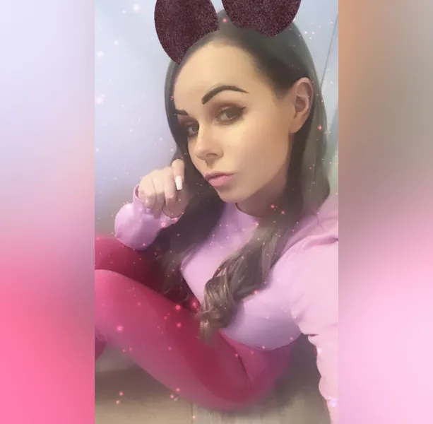 Live sex webcam photo for Nbabyxox #2060880