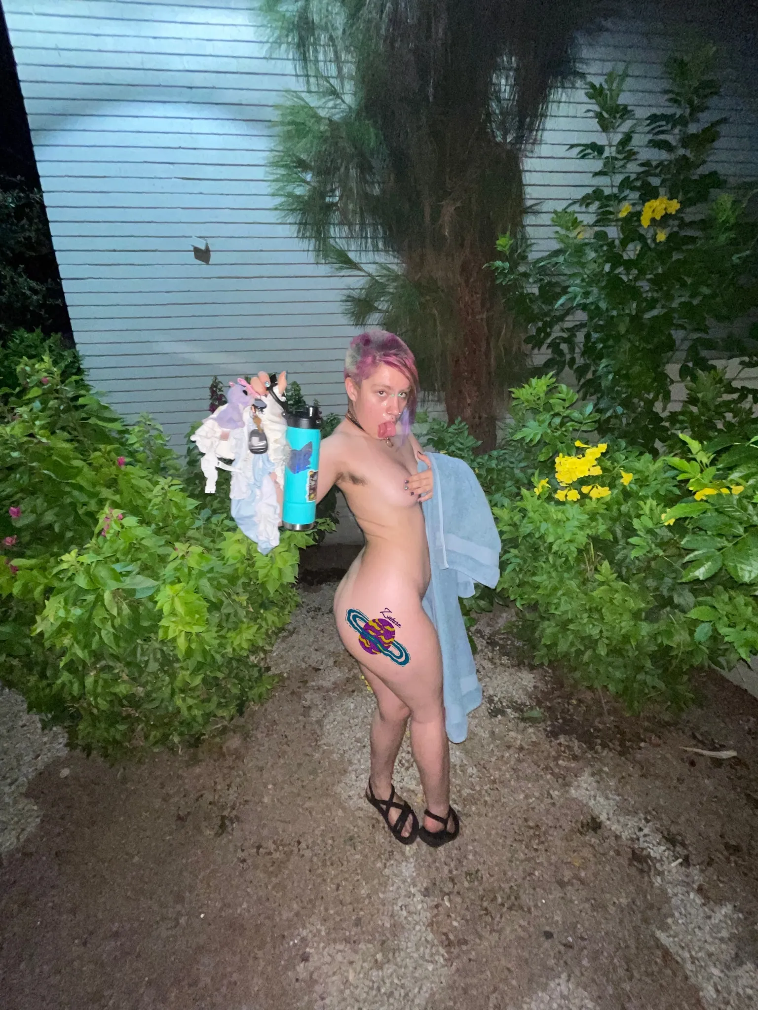 Live sex webcam photo for Zaturn #7288138