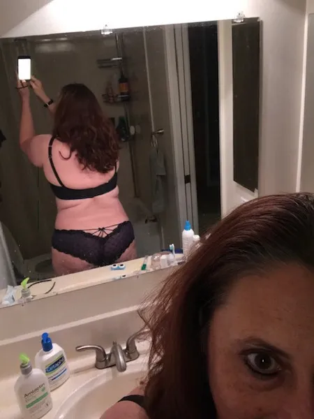 Live sex webcam photo for CurvyCarlene #1833699