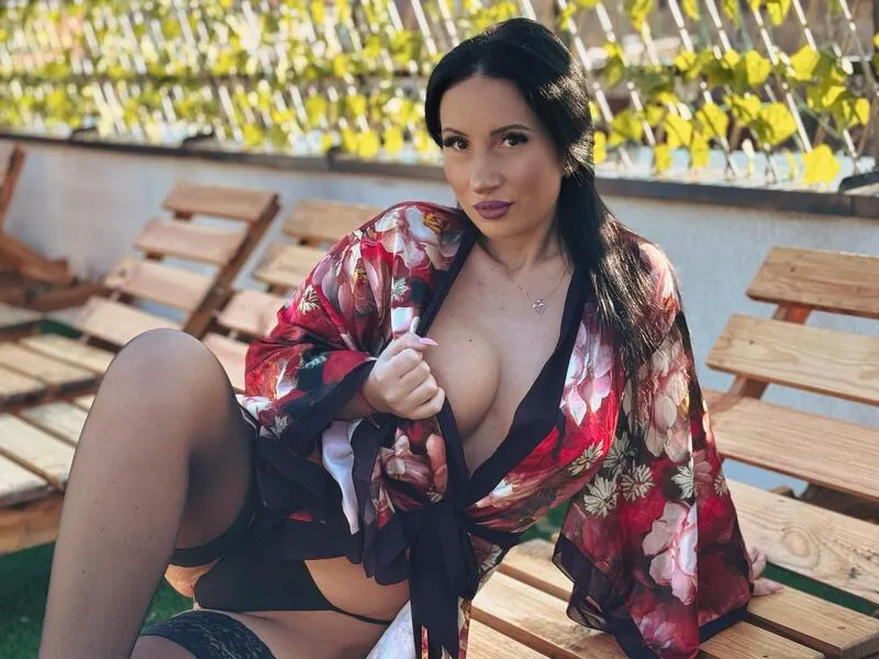 Live sex webcam photo for BeckyShine #7132835