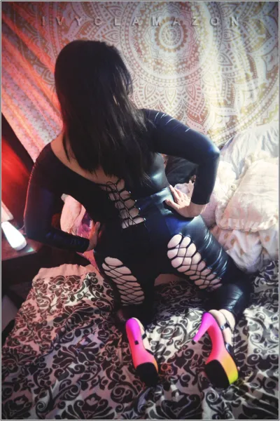 Live sex webcam photo for TheTitaness #2163911