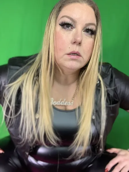 Live sex webcam photo for PlatinumPuzzy #2333706