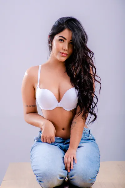 Live sex webcam photo for MeganWonderful #1970641