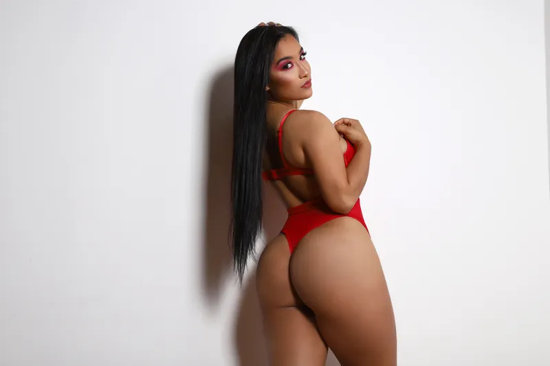 Live sex webcam photo for JulianaSaint #1926070