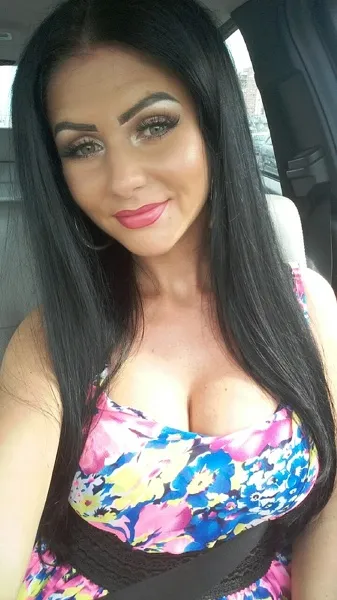 Live sex webcam photo for LauraJade18 #1958889