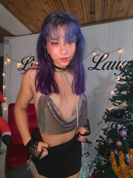 Live sex webcam photo for SinaM #2846326