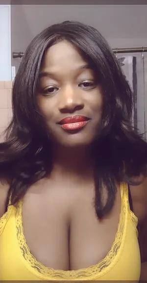 Live sex webcam photo for BriannaClairborne #2272056