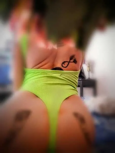 Live sex webcam photo for MinnieDrew #8355706