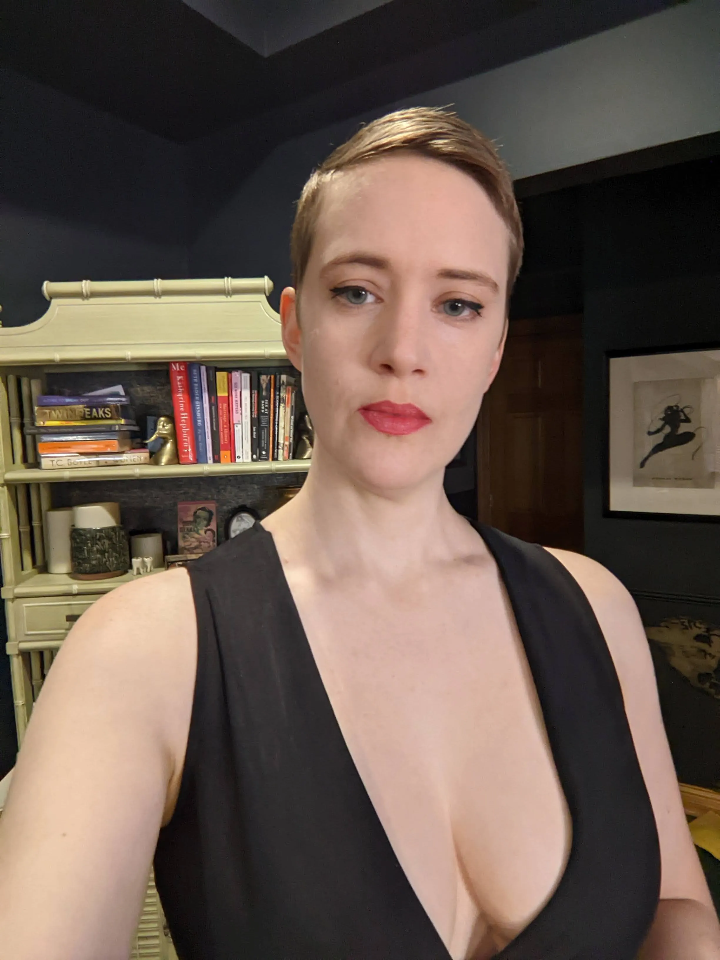 Live sex webcam photo for GoddessMaeveEnix #7399333