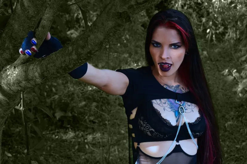 Live sex webcam photo for LynTaylor #1895118