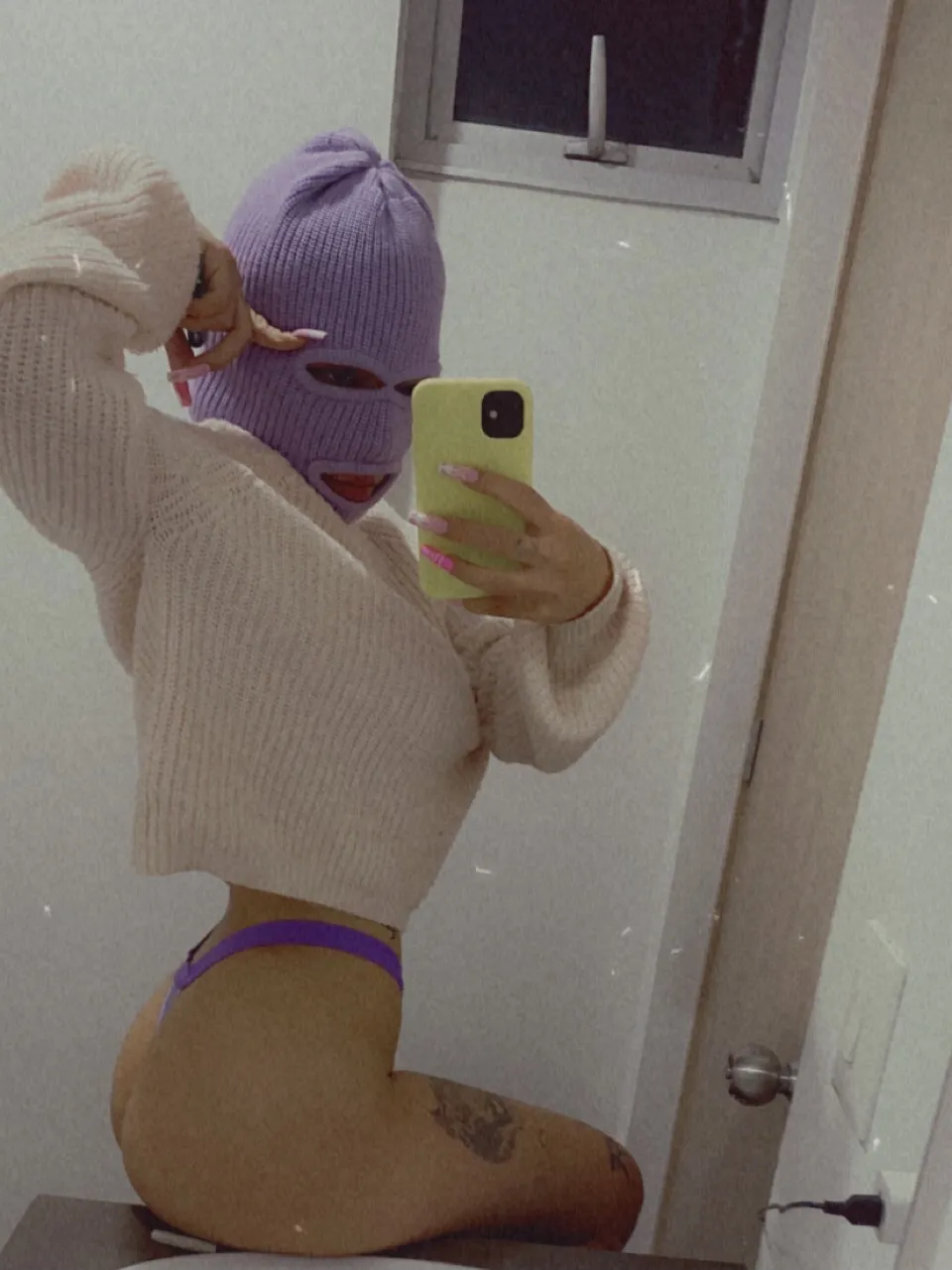 Live sex webcam photo for MollyFisherxxx #7398200