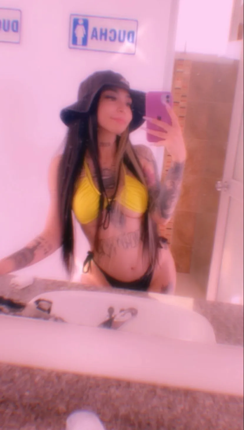 Live sex webcam photo for MollyFisherxxx #7398230