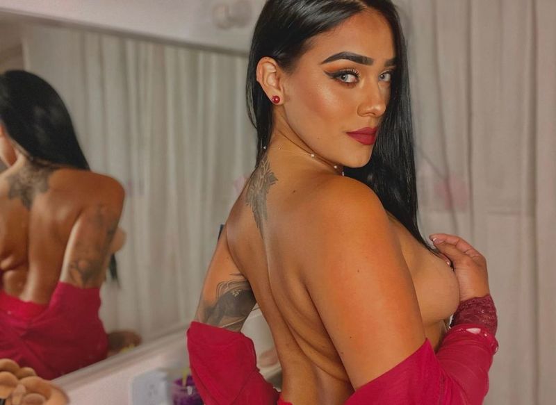 Live sex webcam photo for ZYRAFORTUNE #3059153