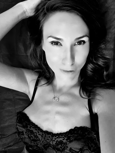 Live sex webcam photo for VanessaCalypso #2995654