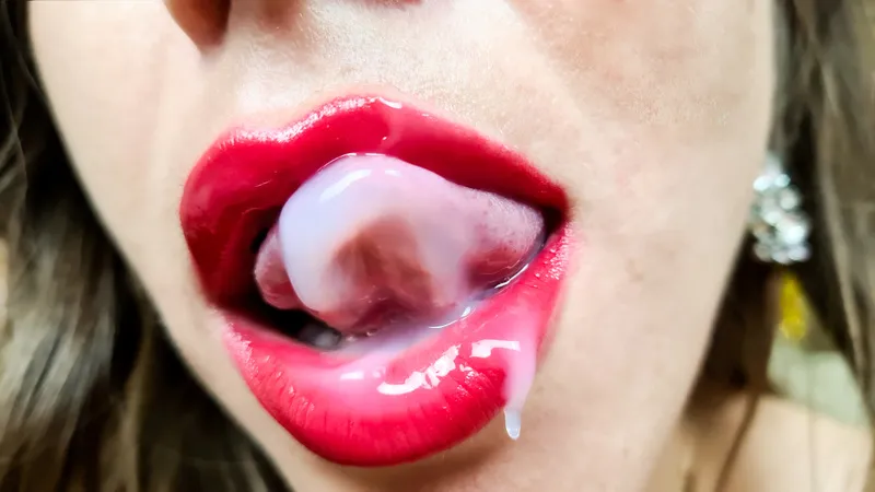 Live sex webcam photo for VanessaCalypso #2995656