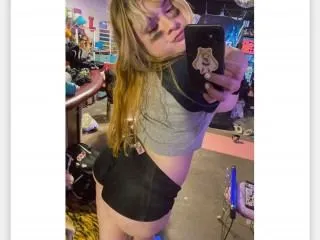 Live sex webcam photo for clulessdancer63 #6564136