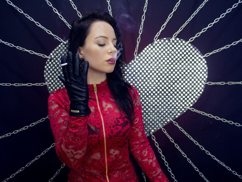 Live sex webcam photo for JoelinaShmit #1877400