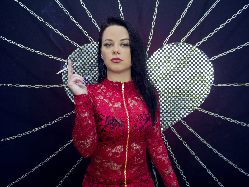 Live sex webcam photo for JoelinaShmit #1877399