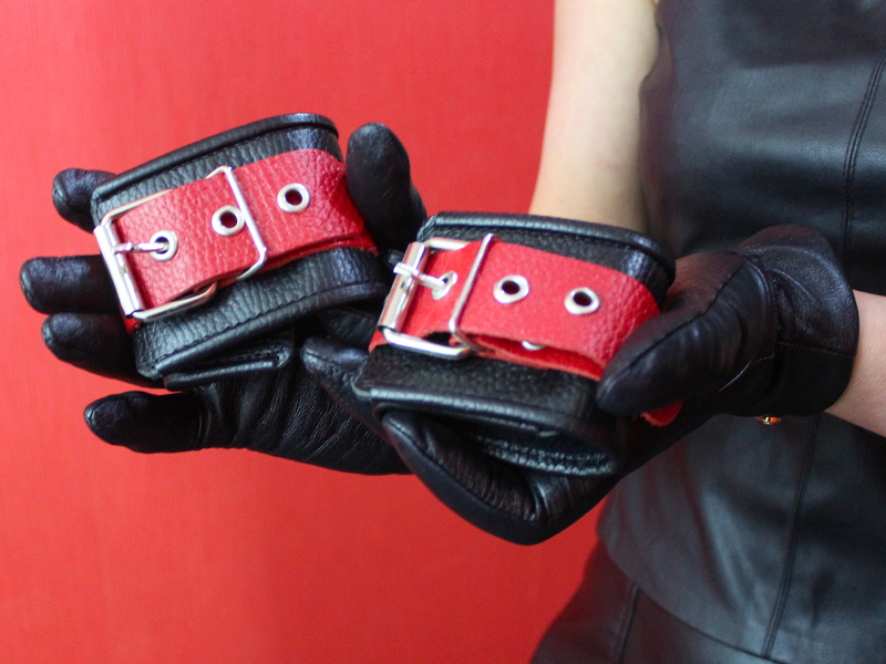 Live sex webcam photo for JoelinaShmit #1877395