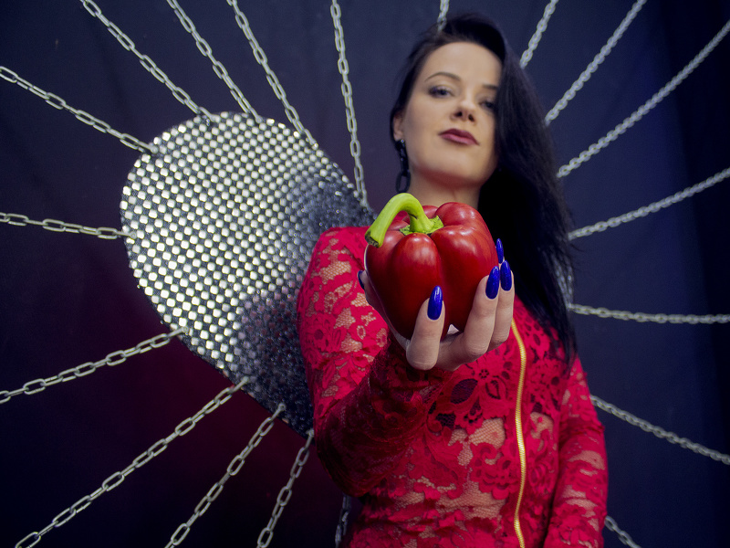 Live sex webcam photo for JoelinaShmit #1877410