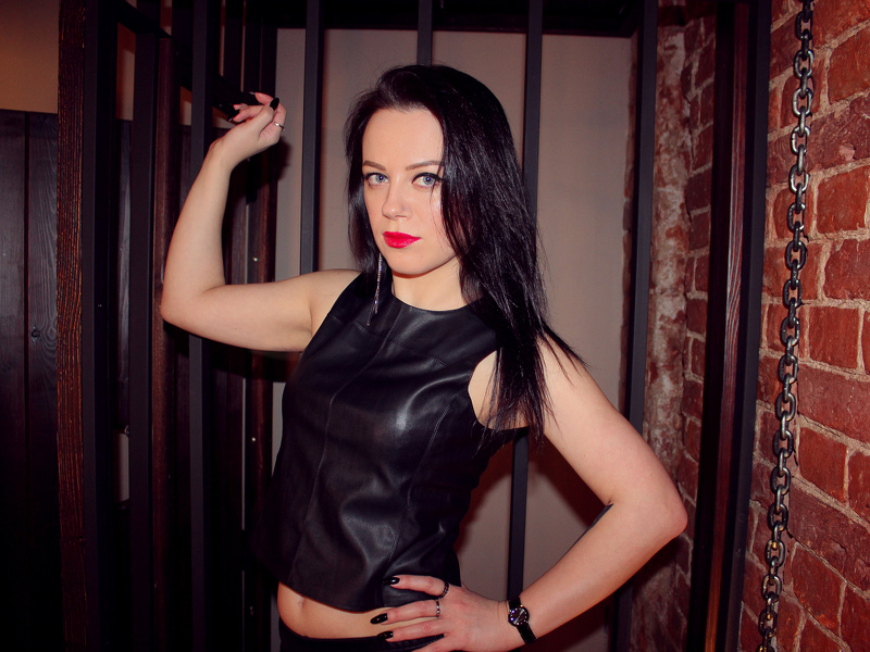 Live sex webcam photo for JoelinaShmit #1877433