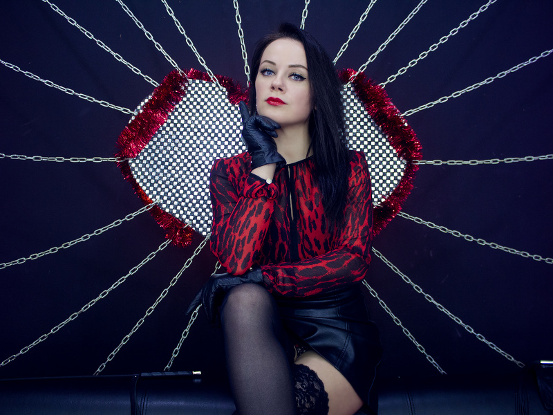 Live sex webcam photo for JoelinaShmit #1877379