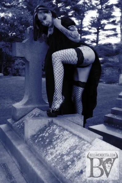 Live sex webcam photo for BellaVendetta #6526421