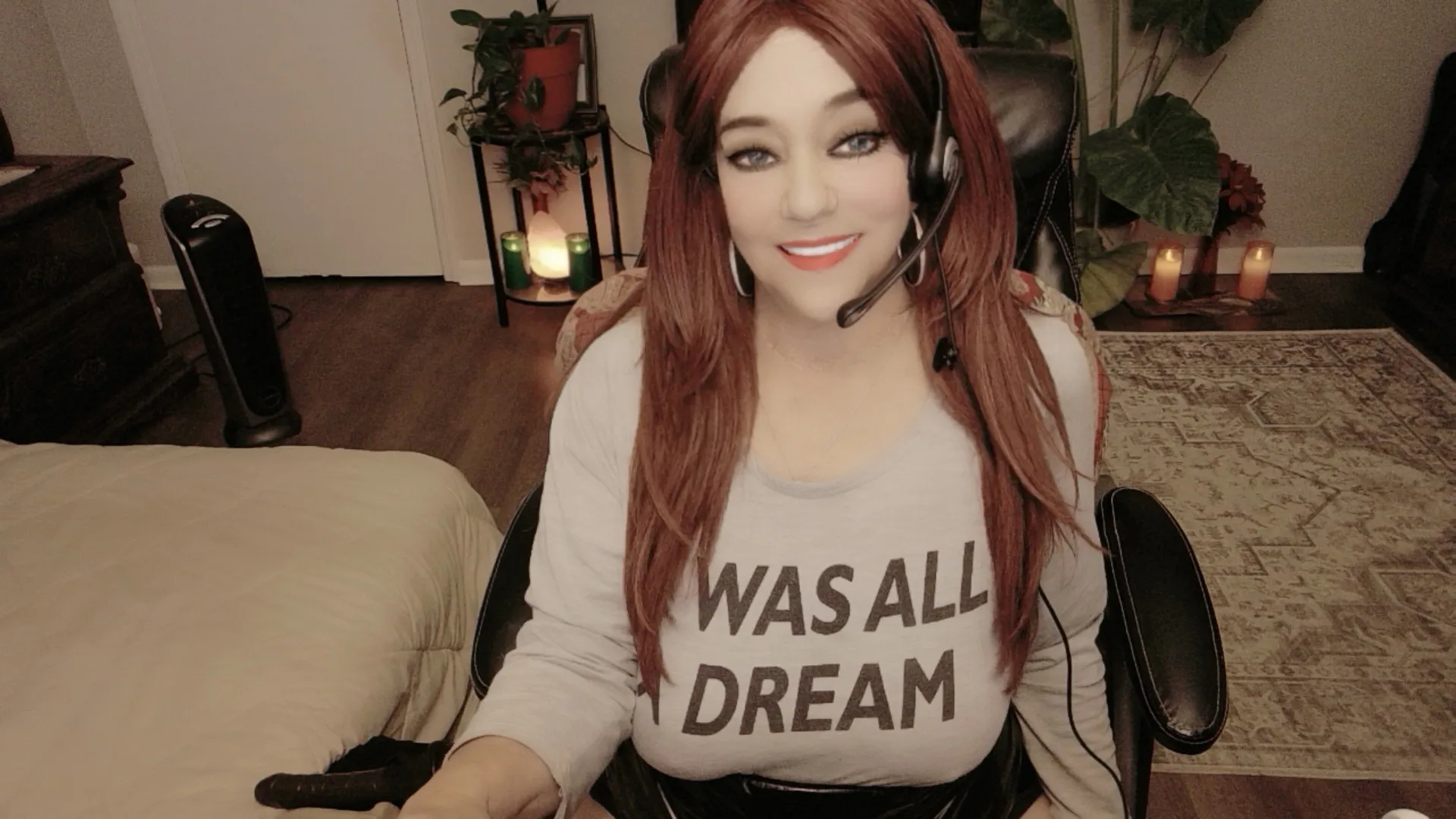 Live sex webcam photo for Jenifersplaypen #8062235