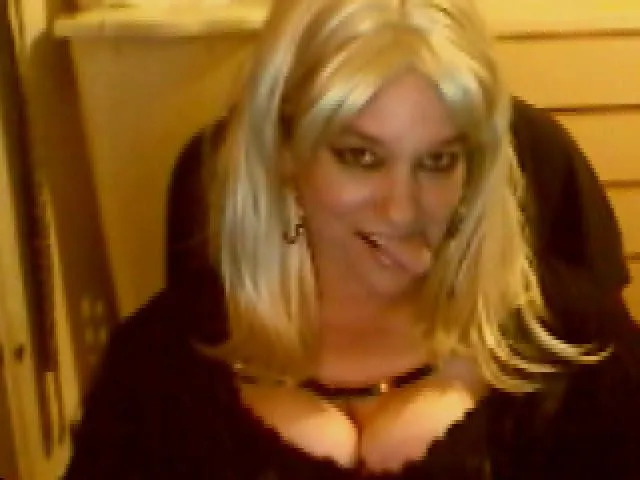 Live sex webcam photo for Jenifersplaypen #7805639