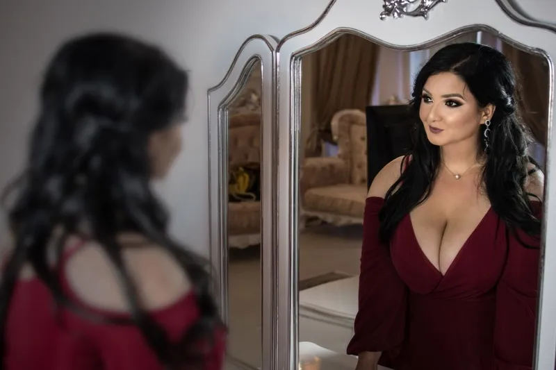 Live sex webcam photo for FantasyLissa #7395360