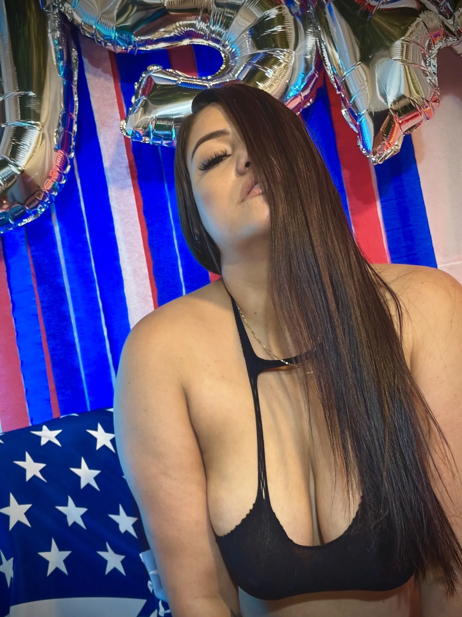 Live sex webcam photo for CamilaAlzate #7847637