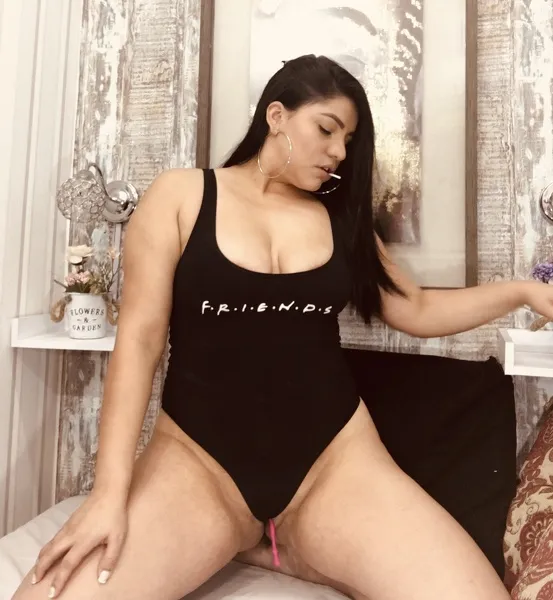 Live sex webcam photo for CamilaAlzate #7847515