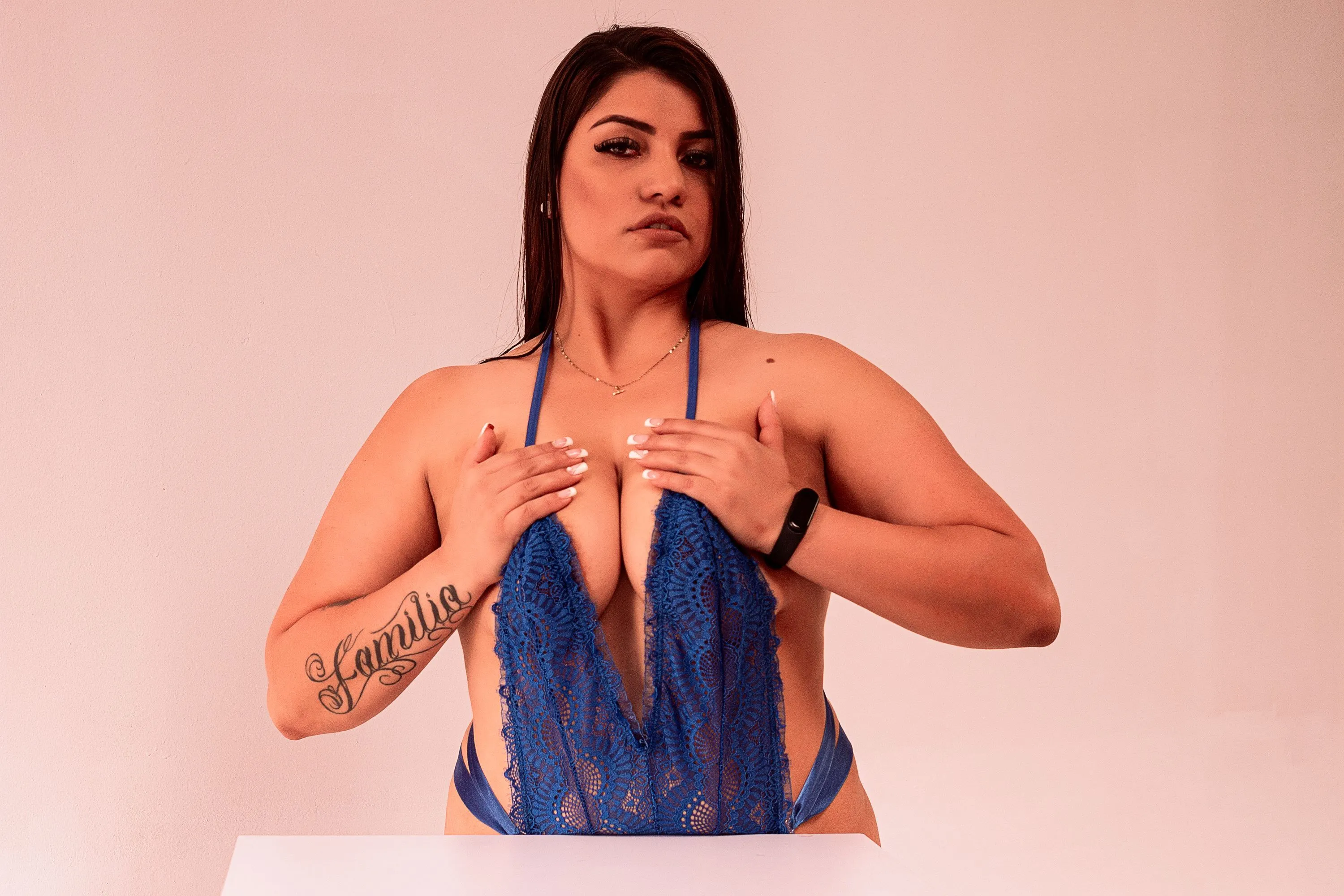 Live sex webcam photo for CamilaAlzate #7847708
