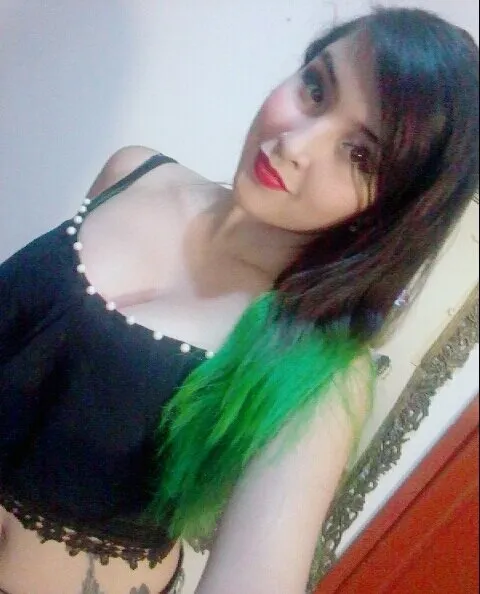 Live sex webcam photo for Celestecams #2020890