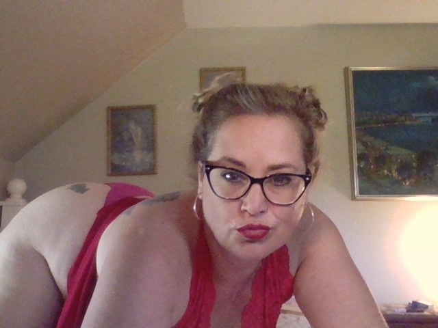 Live sex webcam photo for LilyBay #3212723