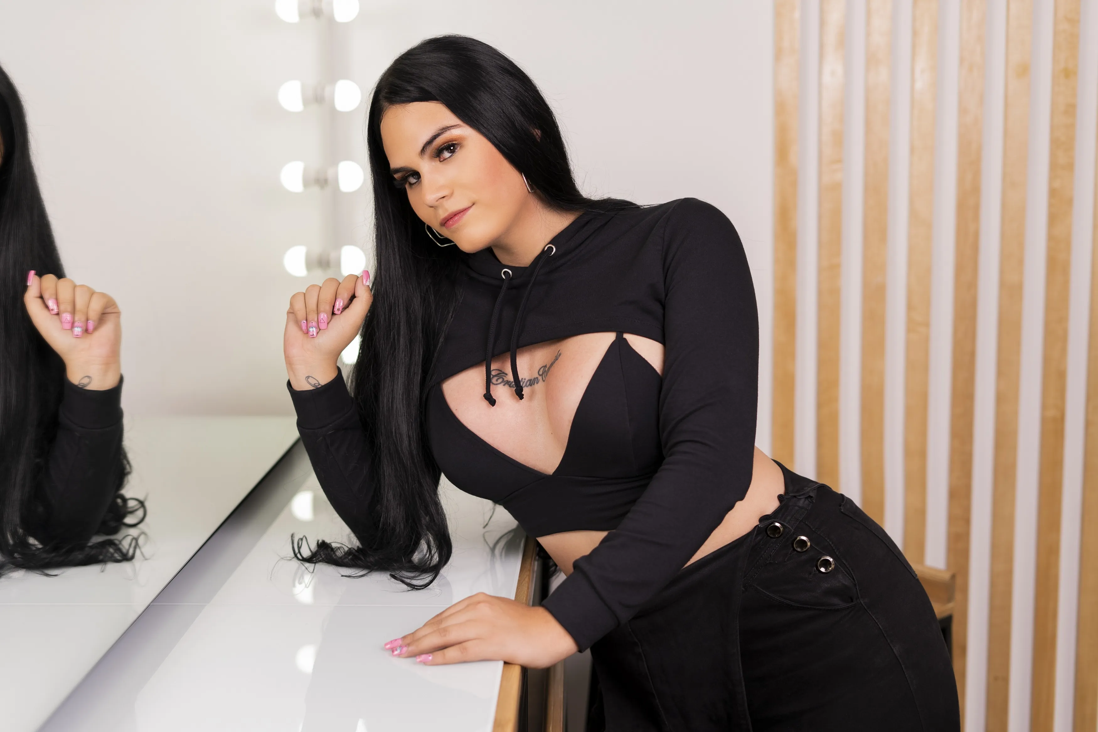 Live sex webcam photo for JassmineTw #7152271