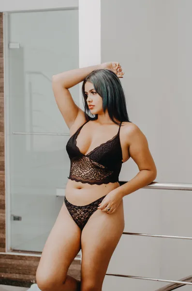 Live sex webcam photo for eliza_bonnie #6195053