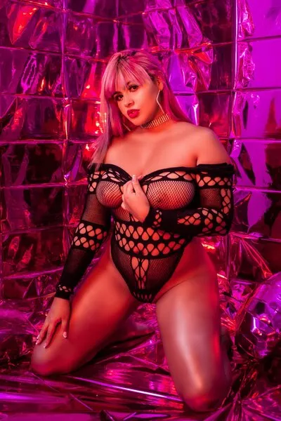 Live sex webcam photo for eliza_bonnie #5890602