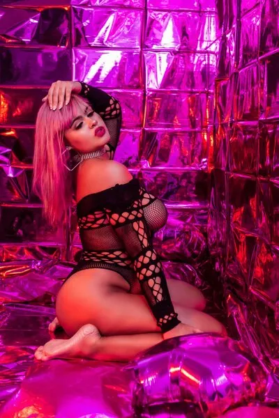 Live sex webcam photo for eliza_bonnie #6195102