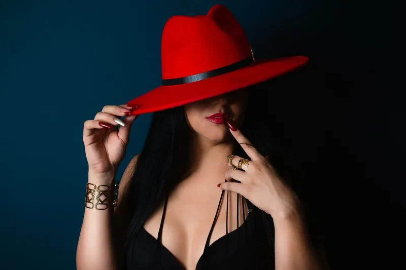 Live sex webcam photo for SarithaSexySweet #4173538