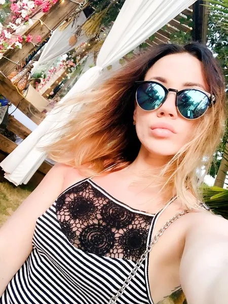 Live sex webcam photo for JessiSilver #1896039