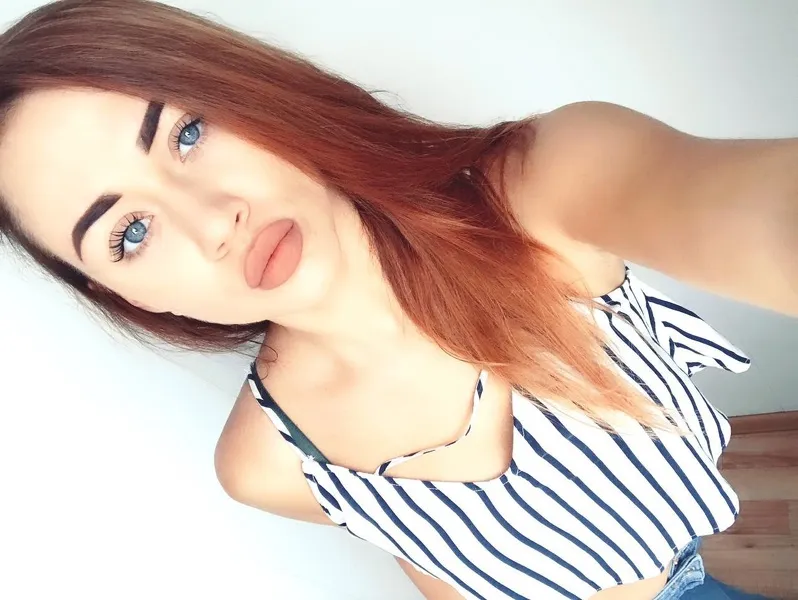 Live sex webcam photo for JessiSilver #1896031